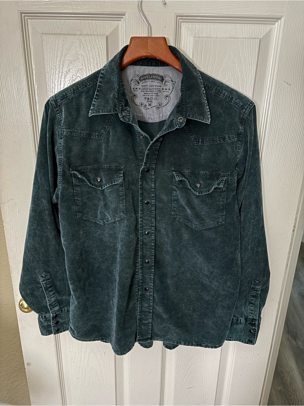 Ella Moss Men's Washed Teal Button-Down Corduroy Shirt